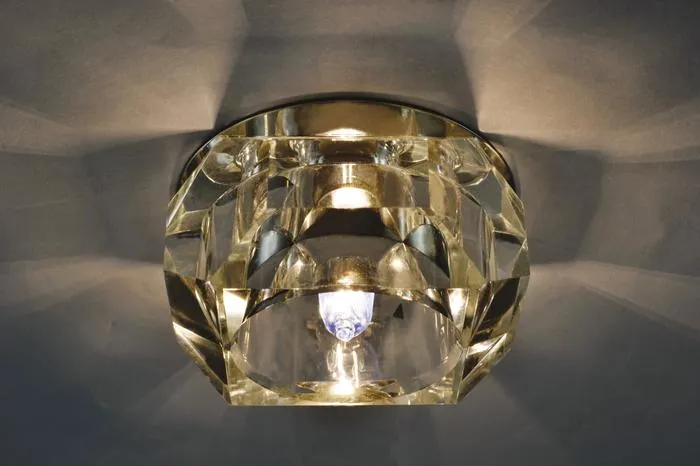 Точечный встраиваемый светильник Arte Lamp BRILLIANTS A8046PL-1CC | Дом Декора
